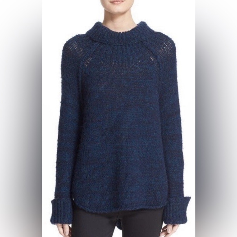 Brochu Walker Newton‎ Alpaca
Funnelneck Sweater size small NWT